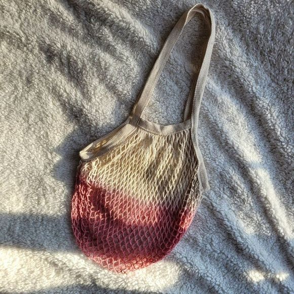 Set of 2 Camp Collection dip dye crochet mesh reusable market tote bag - Picture 3 of 3